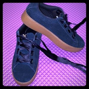 Puma suede platforms Tennis 👟